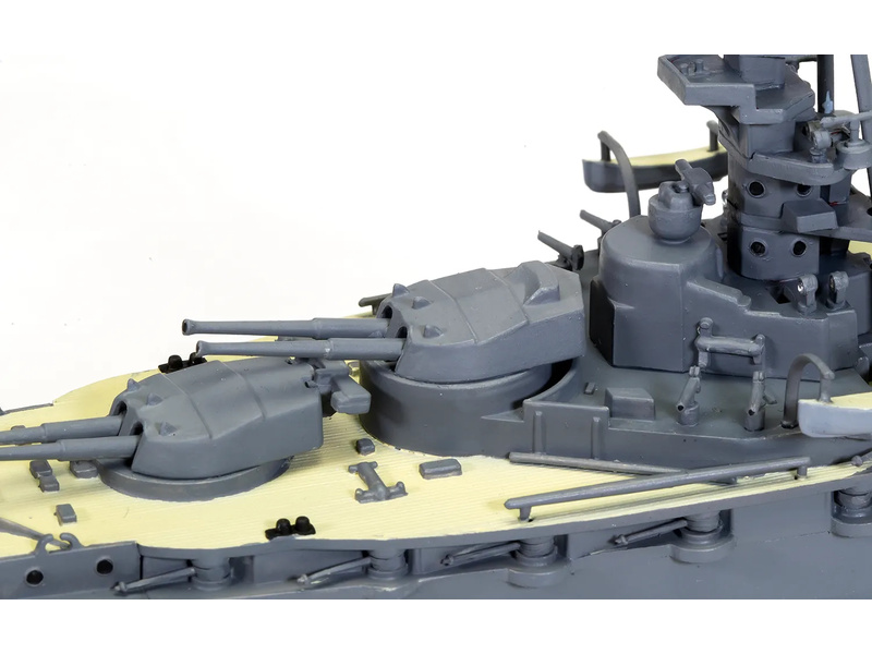 Airfix HMS Iron Duke (1:600) (Vintage)