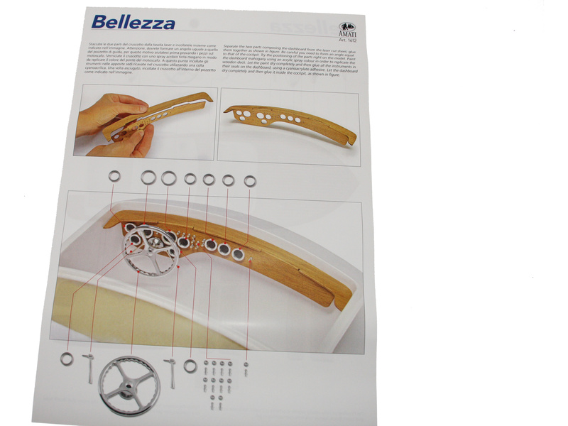 AMATI Bellezza Sportovní člun 1:8 kit