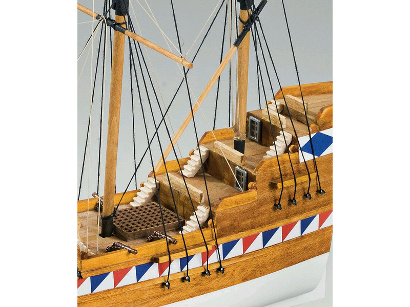 AMATI Elizabethan galeóna 1:135 First step kit