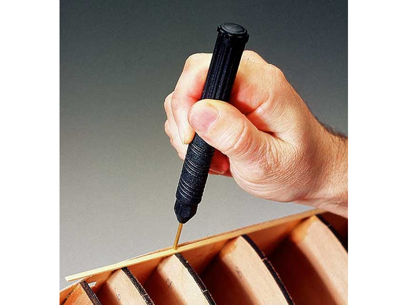 AMATI Zatloukač hřebíků,