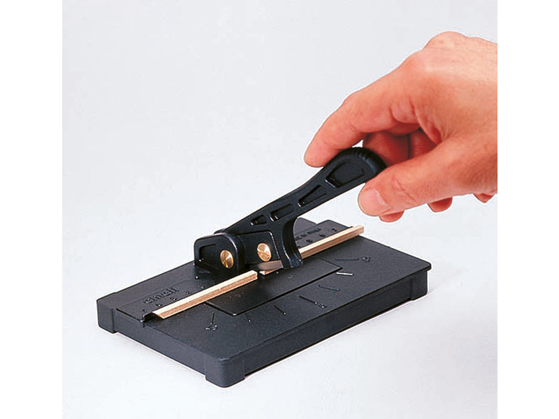 AMATI Řezačka Master Cut