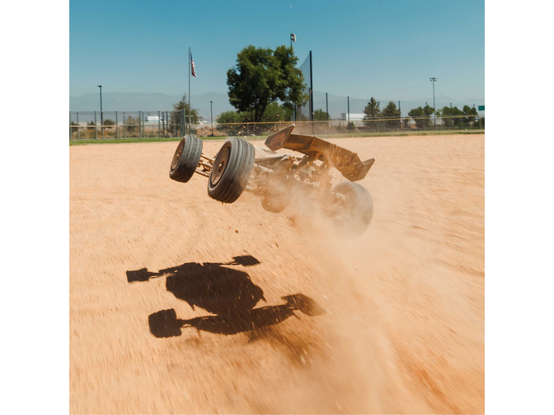 Arrma Typhon Grom 223S BLX 1:14 4WD RTR Basic stříbrná