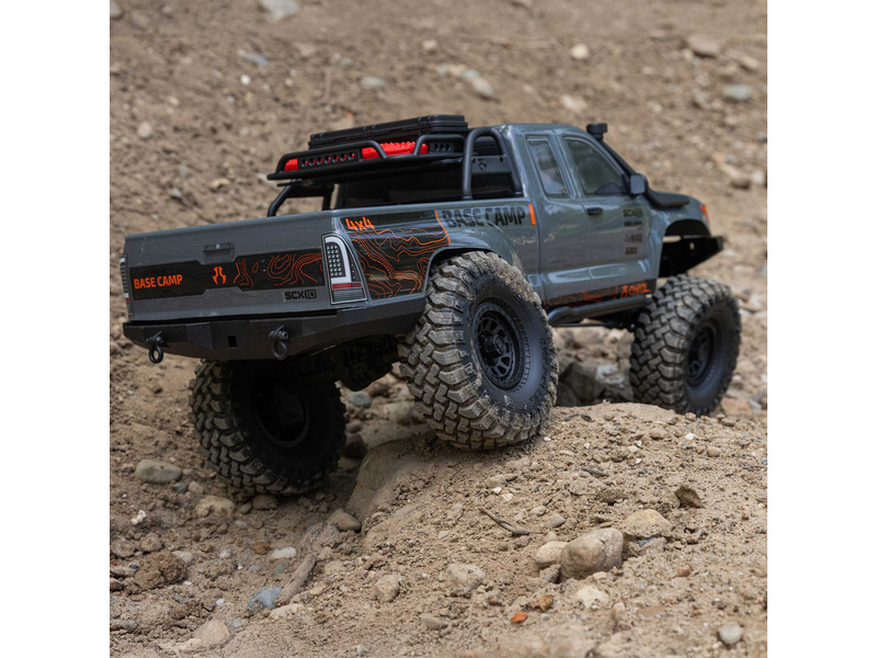 Axial SCX10 III Base Camp 4WD 1:10 RTR šedý