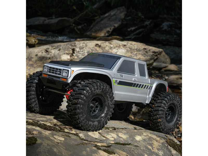 Axial SCX10 III Coyote 4WD 1:10 RTR stříbrný