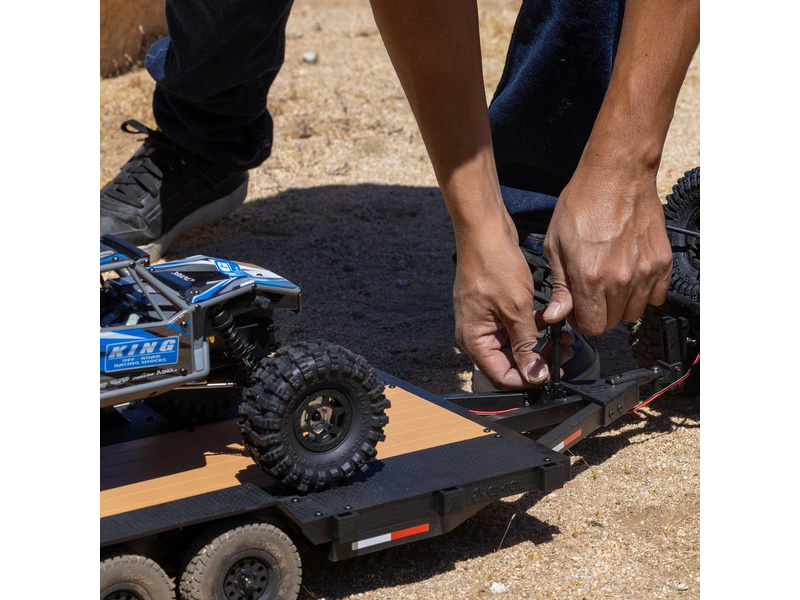 Axial SCX10 přívěs 1:10 s LED světly
