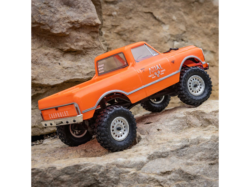 Axial SCX24 Chevrolet C10 1967 1:24 4WD RTR oranžový
