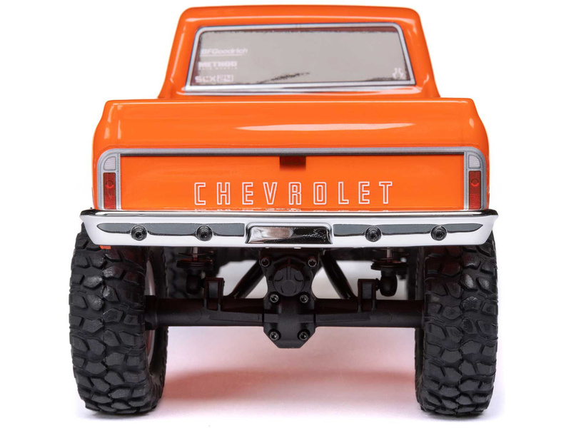 Axial SCX24 Chevrolet C10 1967 1:24 4WD RTR oranžový