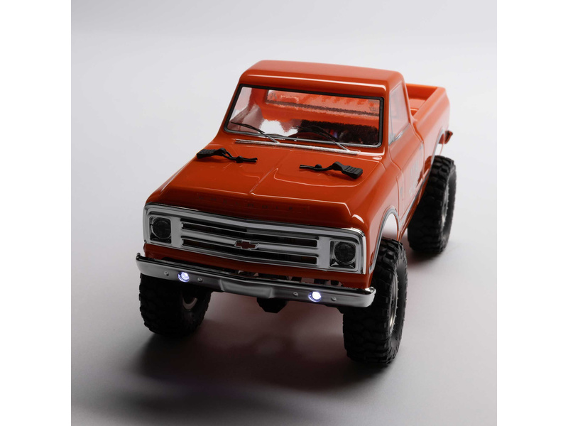 Axial SCX24 Chevrolet C10 1967 1:24 4WD RTR oranžový