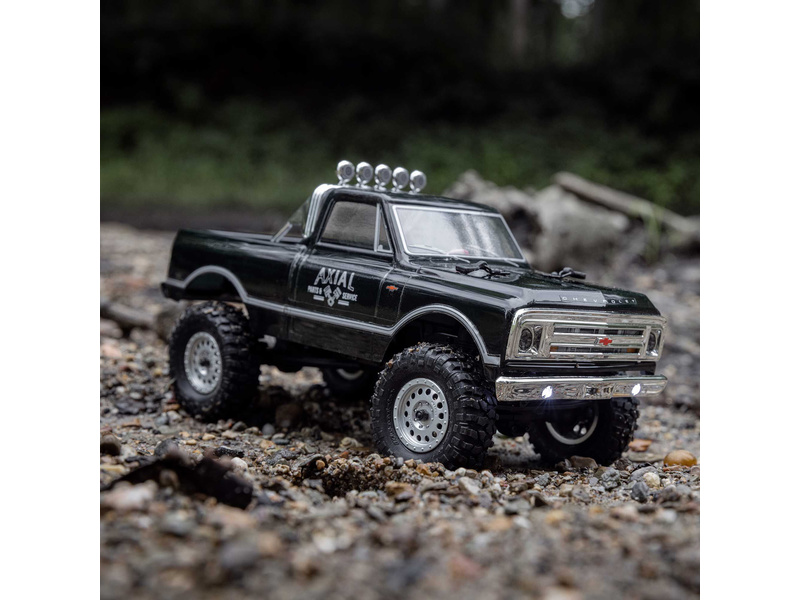 Axial SCX24 Chevrolet C10 1967 1:24 4WD RTR oranžový