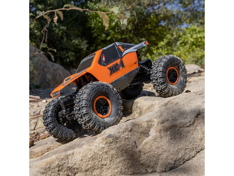 Axial AX24 XC-1 1:24 4WS RTR oranžový