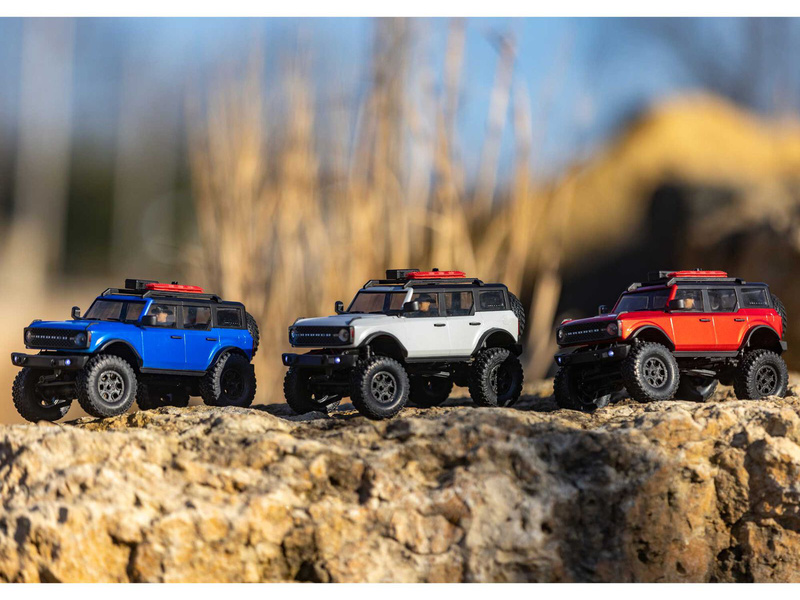 Axial SCX24 Ford Bronco 2021 1:24 4WD RTR modrý