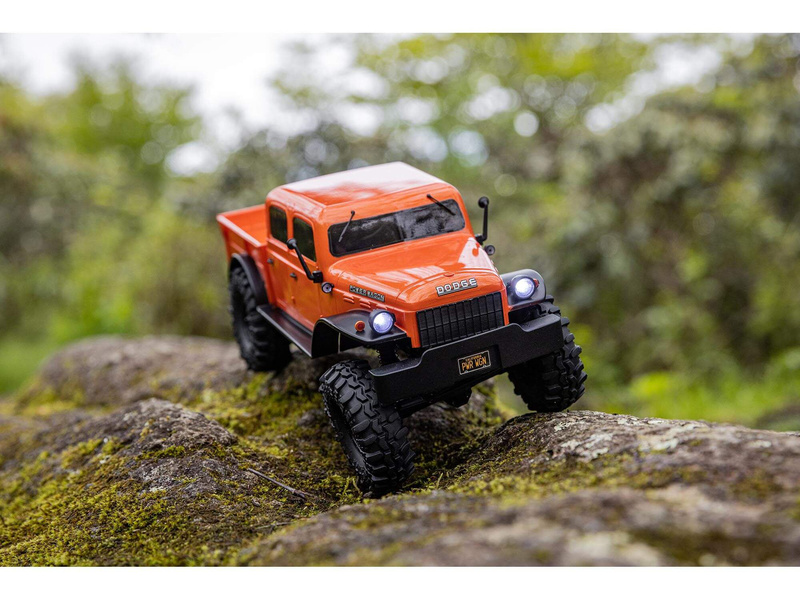 Axial SCX24 Dodge Power Wagon 1940 1:24 4WD zelený