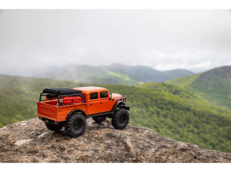 Axial SCX24 Dodge Power Wagon 1940 1:24 4WD zelený