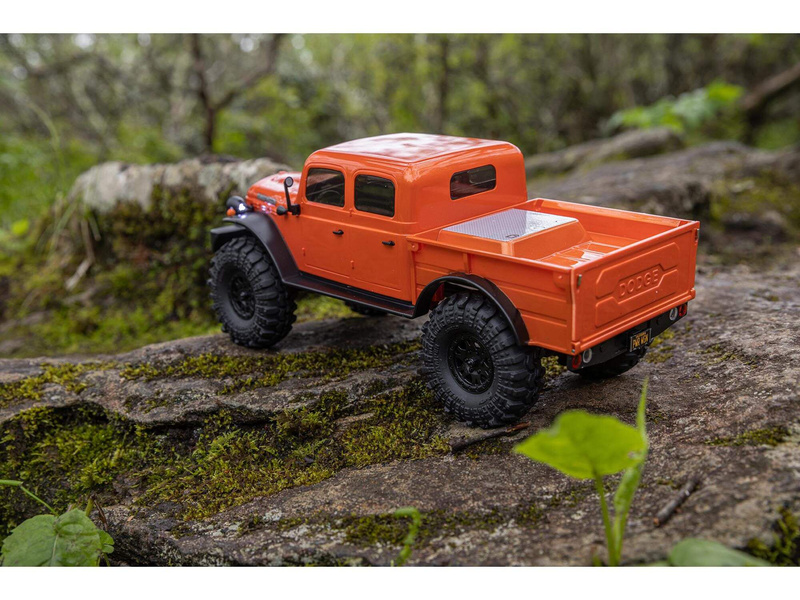 Axial SCX24 Dodge Power Wagon 1940 1:24 4WD zelený