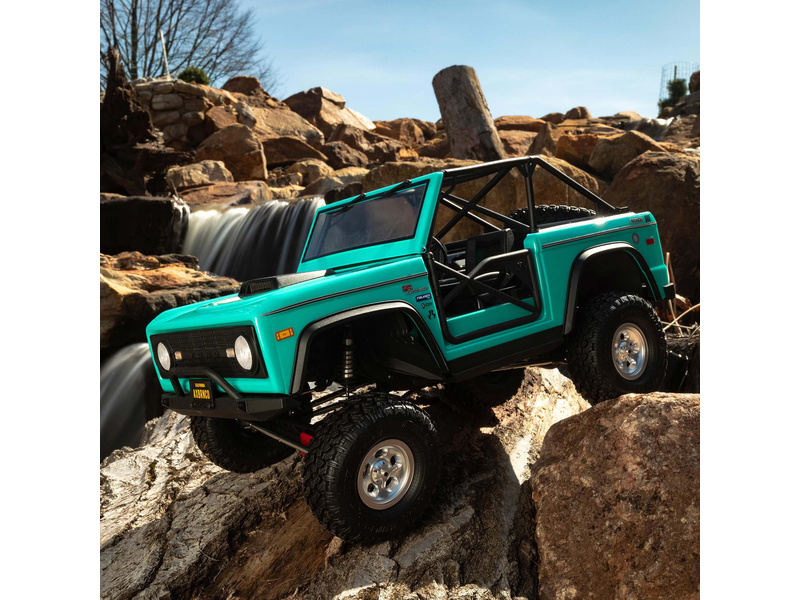 Axial SCX10 III Early Ford Bronco 4WD 1:10 bílý