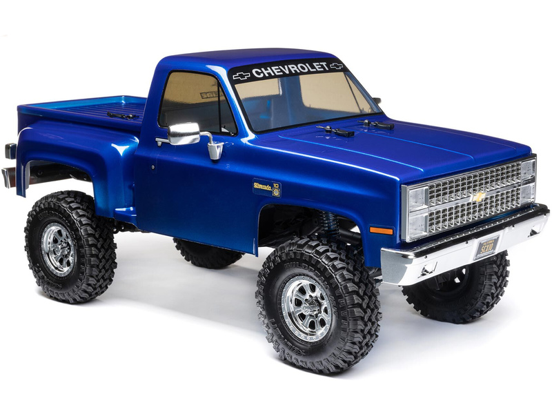 Axial SCX10 III Base Camp 1:10 4WD Chevy K10 1982 RTR modrý
