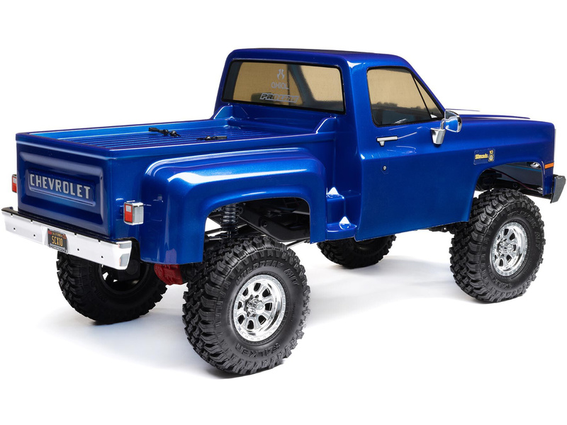 Axial SCX10 III Base Camp 1:10 4WD Chevy K10 1982 RTR modrý