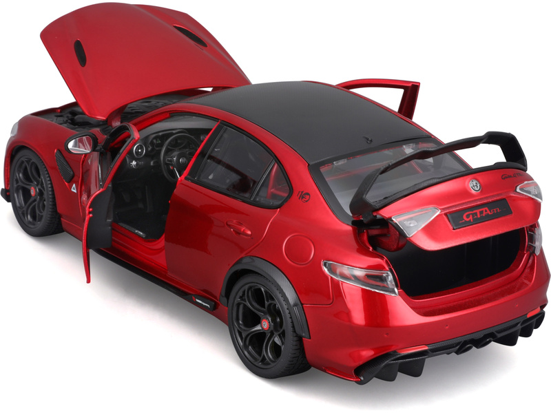 Bburago Alfa Romeo Giulia GTA 1:18 červená metalíza