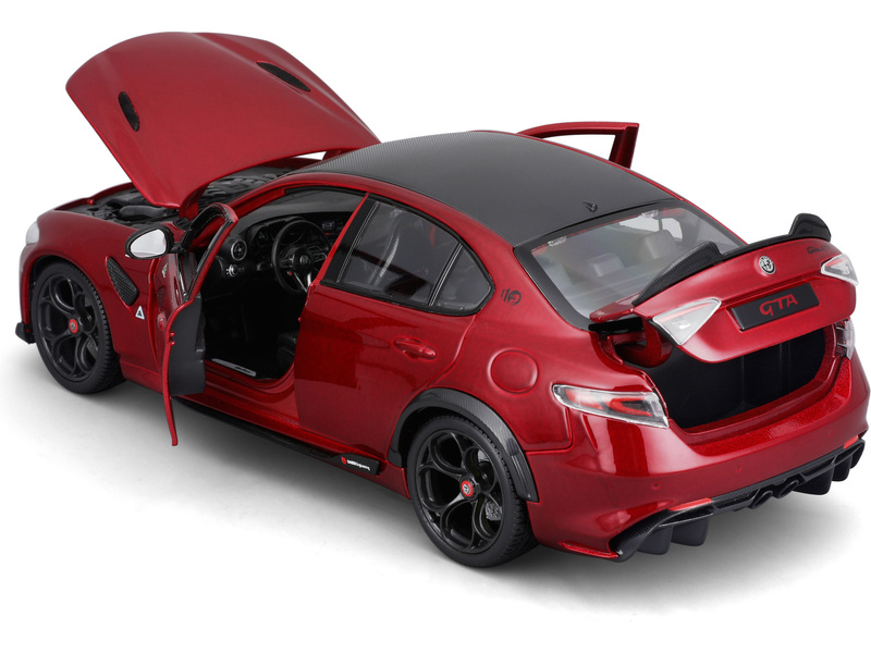 Bburago Alfa Romeo Giulia GTAm 1:18 červená