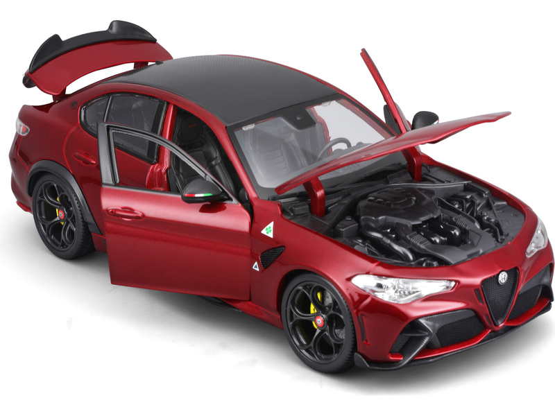 Bburago Alfa Romeo Giulia GTAm 1:18 červená