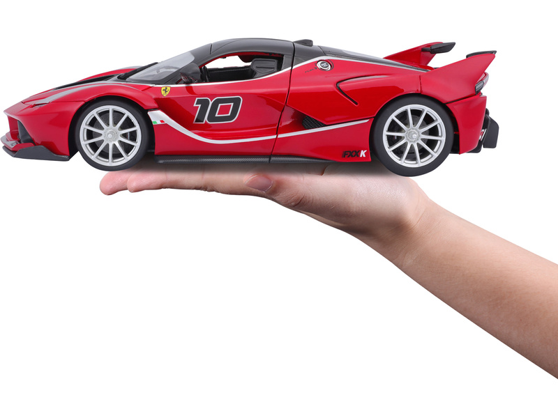 Bburago Ferrari FXX K 1:18 červená metalíza