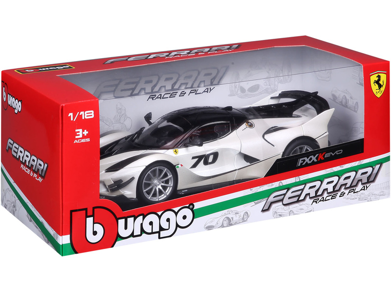 Bburago Ferrari FXX-K EVO No.70 1:18 bílá/černá