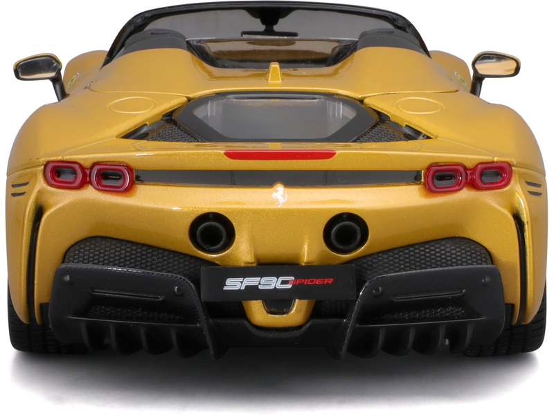 Bburago Ferrari SF90 Spider 1:18 zlatá metalíza