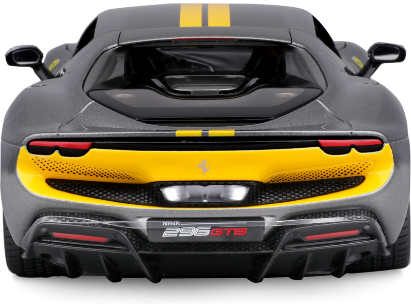 Bburago Ferrari 296 GTB Assetto Fiorano 1:18 stříbrná metalická