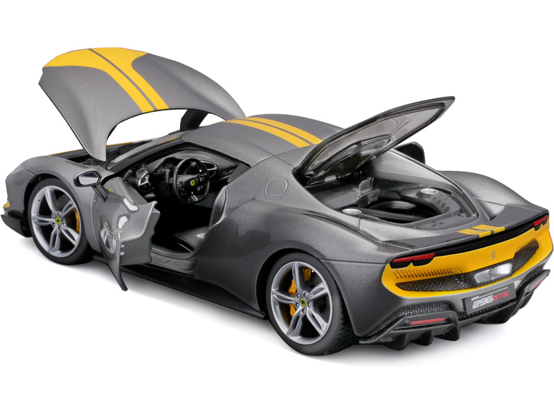 Bburago Ferrari 296 GTB Assetto Fiorano 1:18 stříbrná metalická