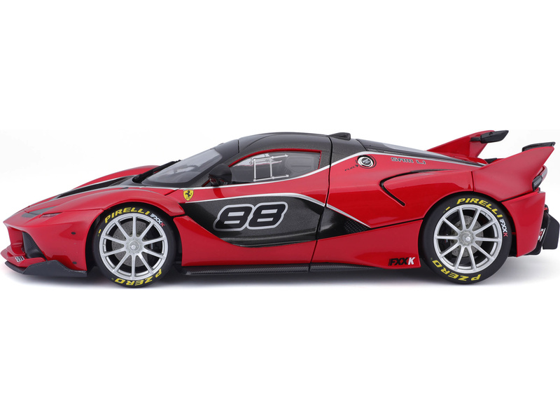 Bburago Signature Ferrari FXX K 1:18 červená