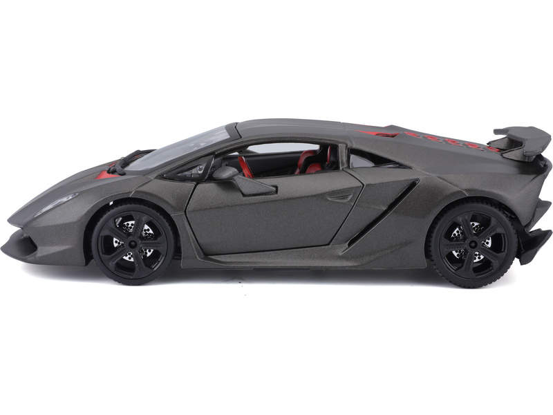 Bburago Plus Lamborghini Sesto Elemento 1:24 šedá metalíza