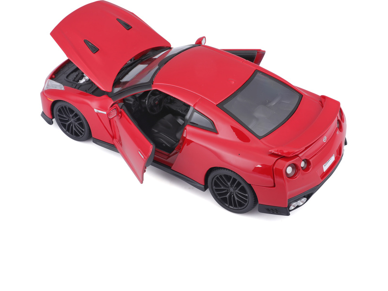 Bburago Plus Nissan GT-R 1:24 červená