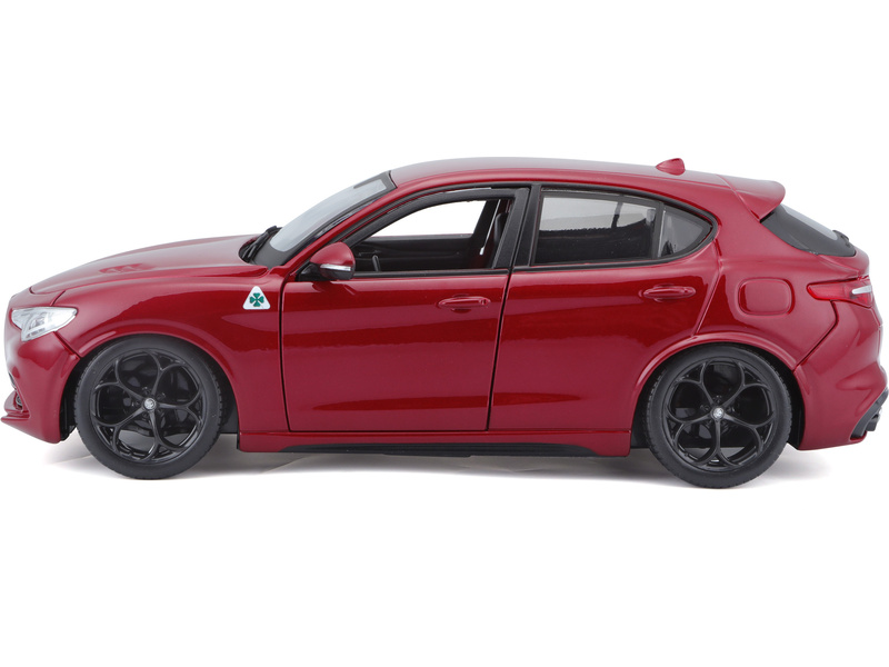 Bburago Alfa Romeo Stelvio 1:24 červená