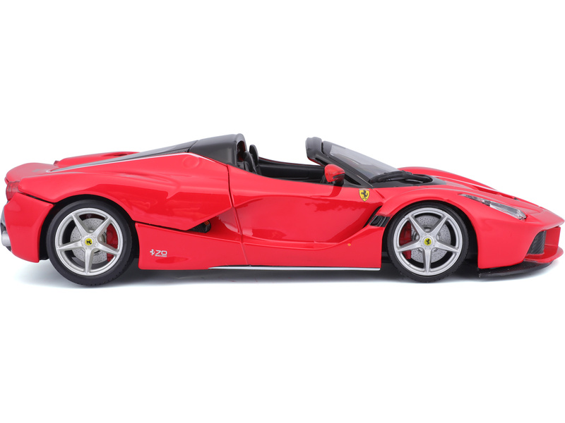 Bburago Ferrari LaFerrari Aperta 1:24 červená