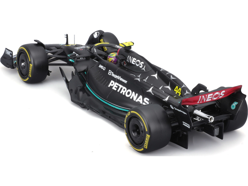 Bburago Mercedes-AMG Petronas W14 E 1:24 #44 Hamilton (hard case)