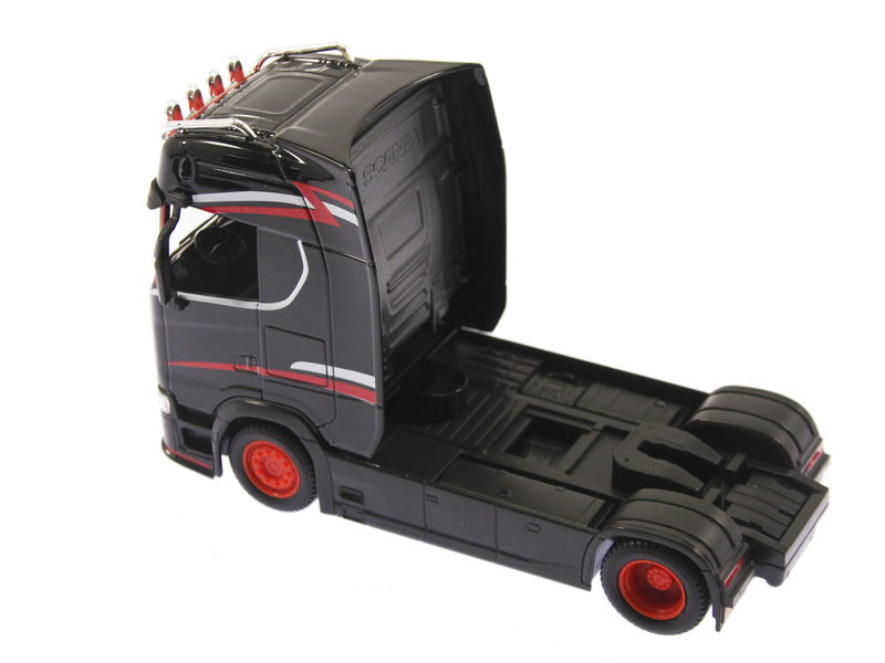 Bburago Scania 770S 1:43 černá