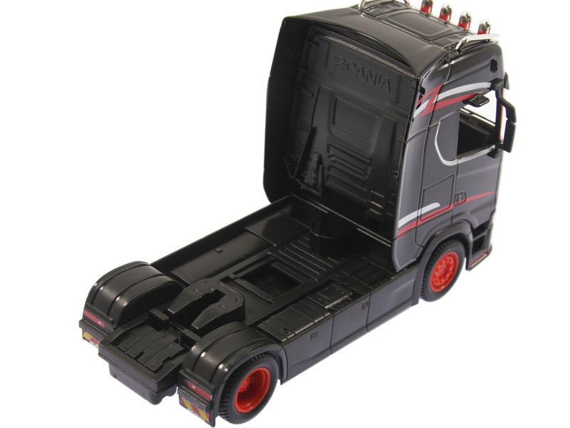 Bburago Scania 770S 1:43 černá