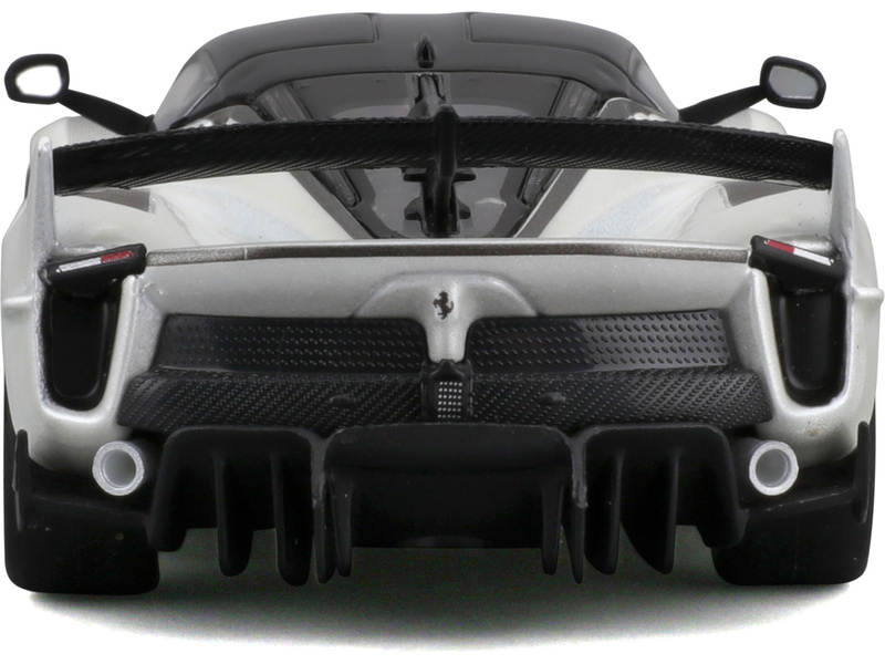 Bburago Ferrari FXX-K EVO 2017 1:43 bílo-černá