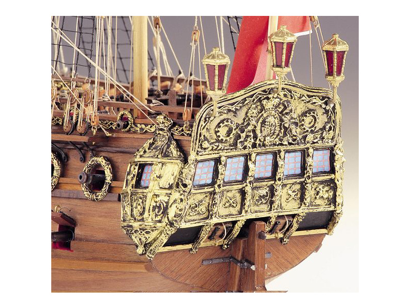 COREL H.M.S. Neptune 1:90 kit