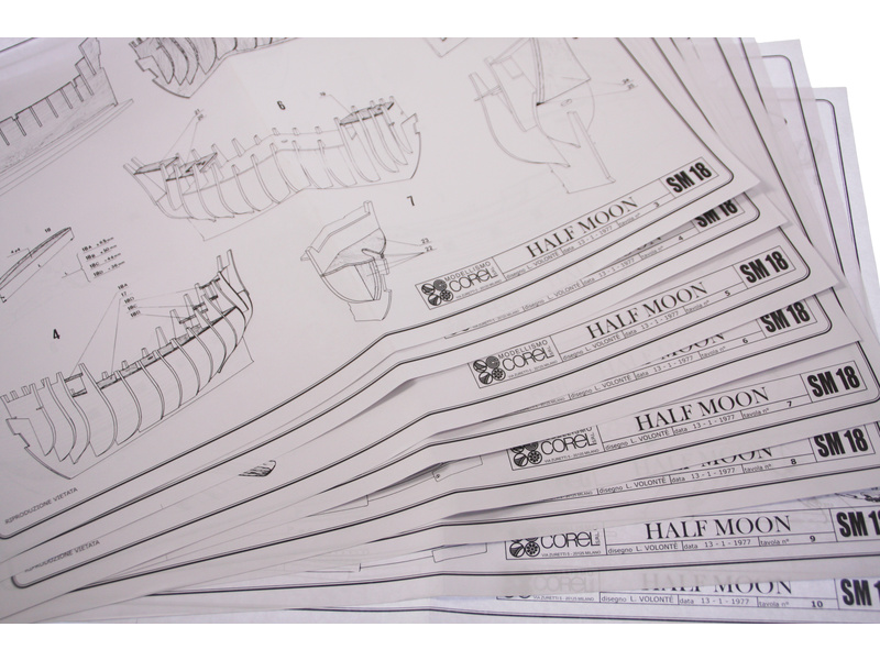 COREL Half Moon 1609 1:50 kit