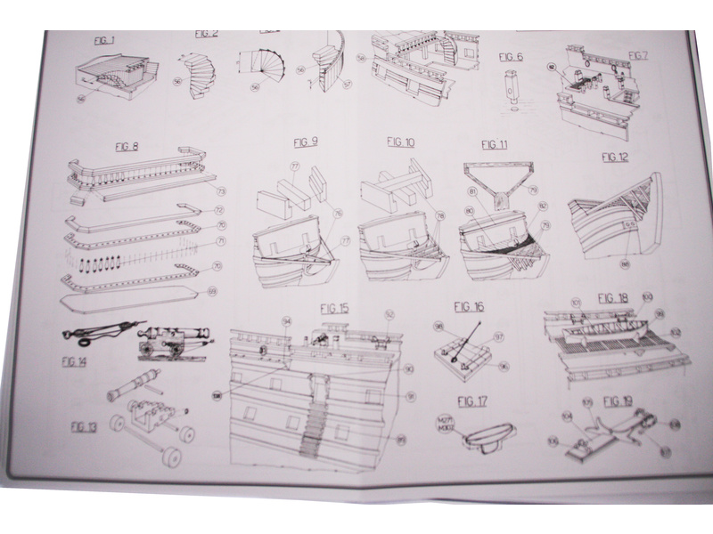 COREL Le Mirage 1:75 kit