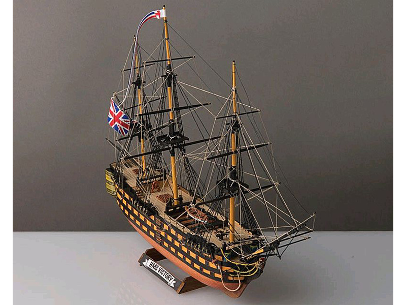 COREL H.M.S. Victory 1:310 kit