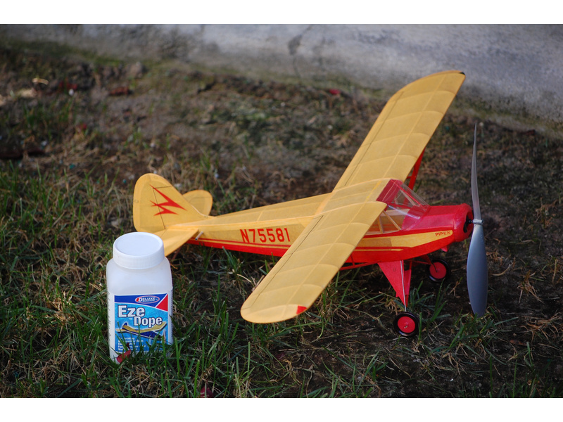 EZE-Dope vypínací lak pro papírové potahy 250ml