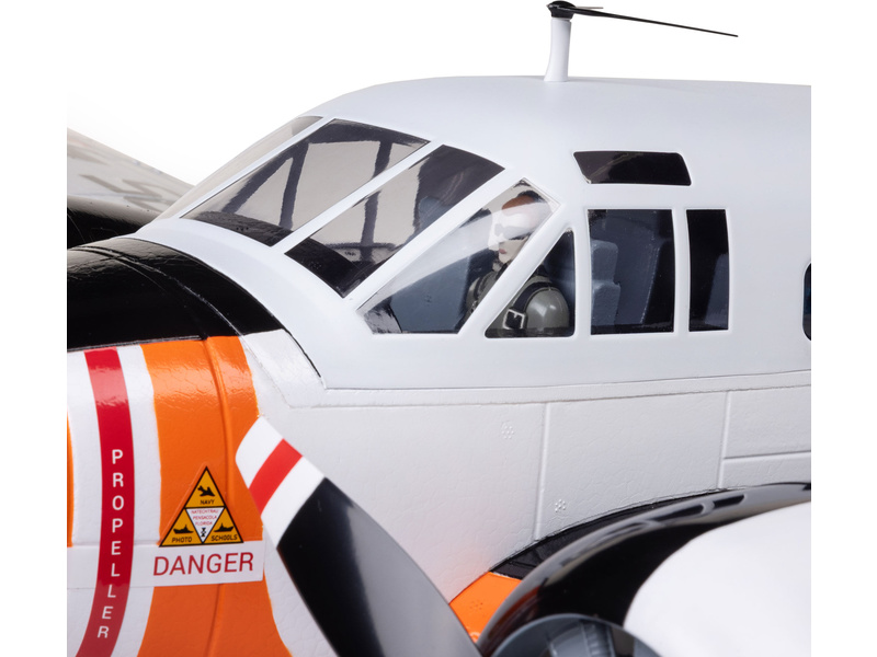 E-flite Beechcraft D18/RC-45J 1.5m BNF Basic AS3X+ SAFE Select,