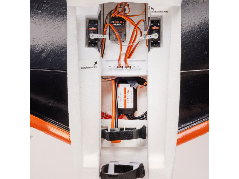 E-flite Beechcraft D18/RC-45J 1.5m BNF Basic AS3X+ SAFE Select,