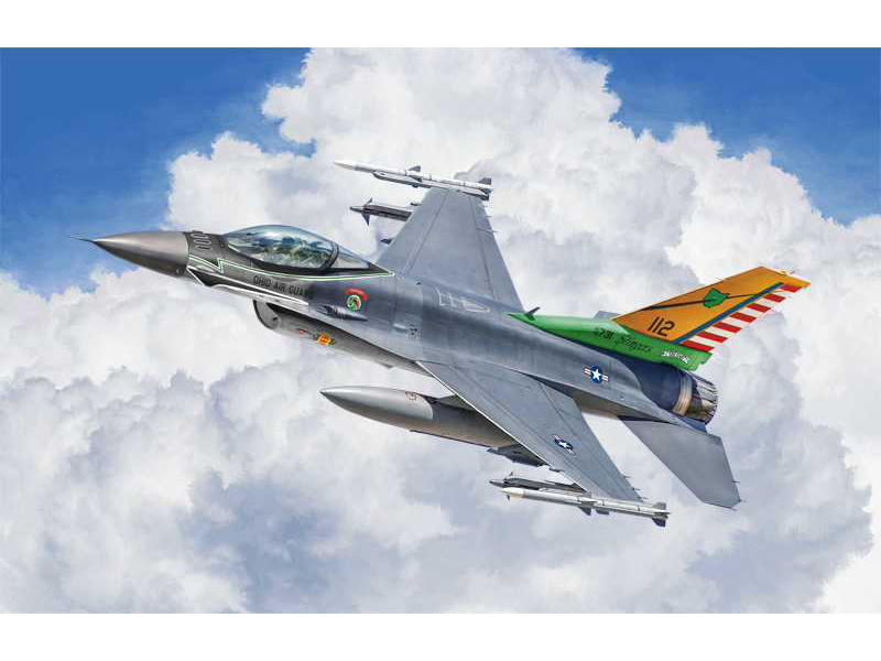 Italeri General Dynamics F-16C Fighting Falcon (1:48)