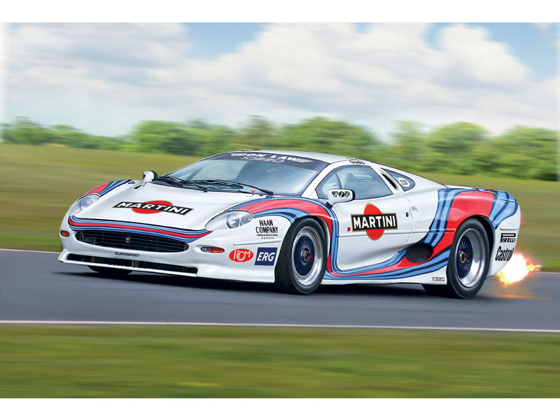 Italeri Jaguar XJ 220 Race Car (1:24)
