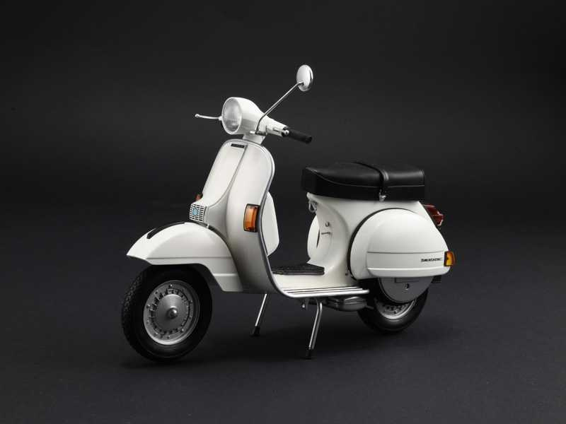 Italeri Vespa PX 125/150 1978 (1:9)