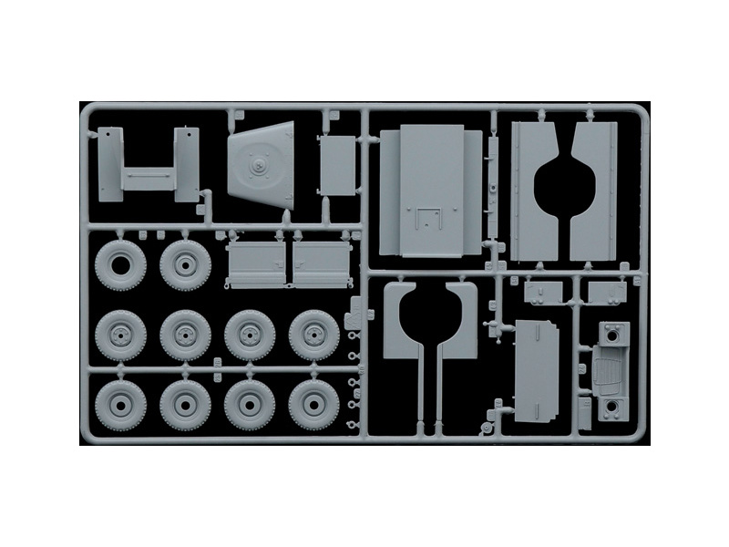 Italeri LAND ROVER 109 LWB (1:35)