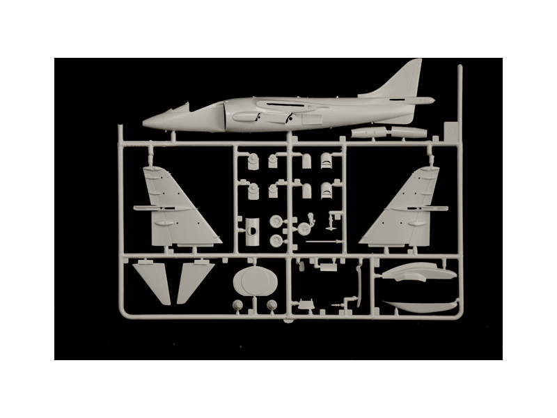 Italeri AV-8B Harrier II (1:72)